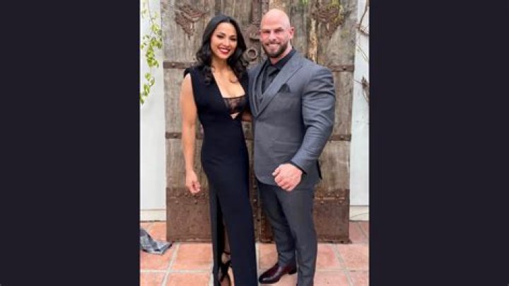 BlinkBlog | Joey Swoll Height