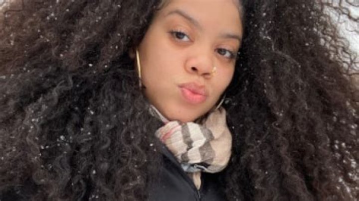 From Lizzo to Oprah, here are 17 stars who have shared their natural hair journey with the world ·