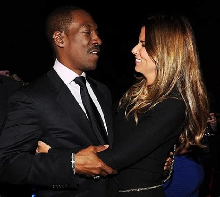 Is Eddie Murphy Gay or Bi? What Did He Say About His Sexuality? |