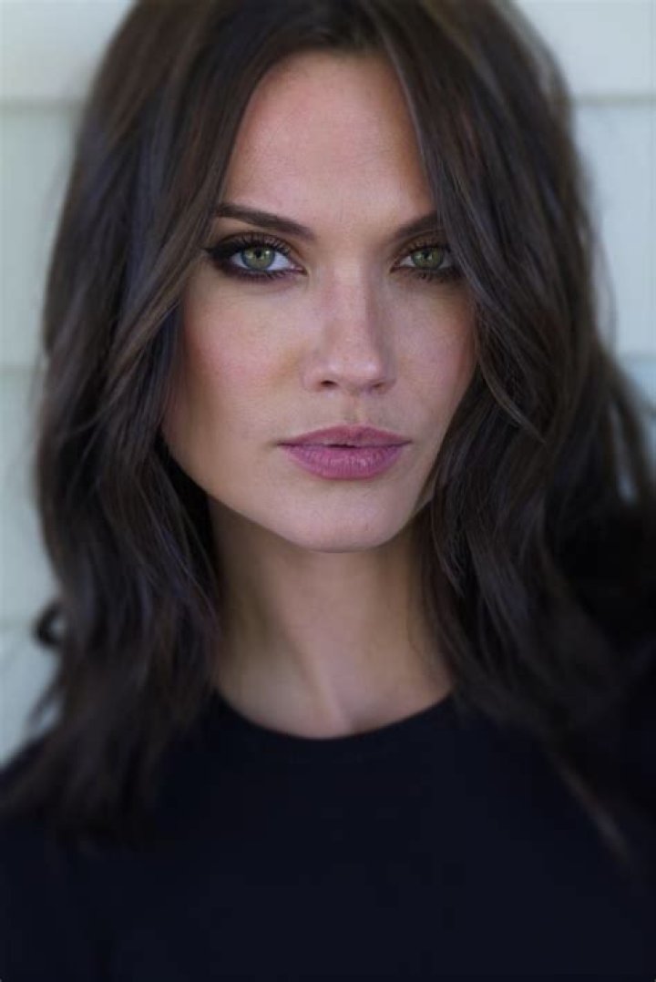 JiveVib | Laura James (Model)