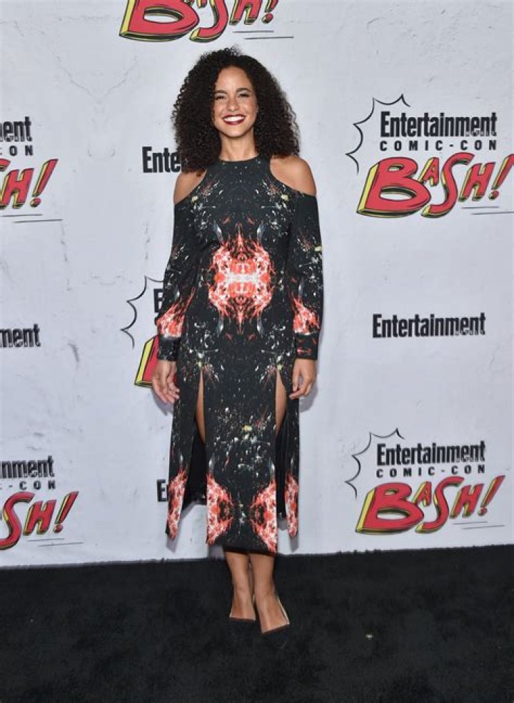 Parisa Fitz-Henley Bio, Age, Net Worth, Husband, Marriage, Height