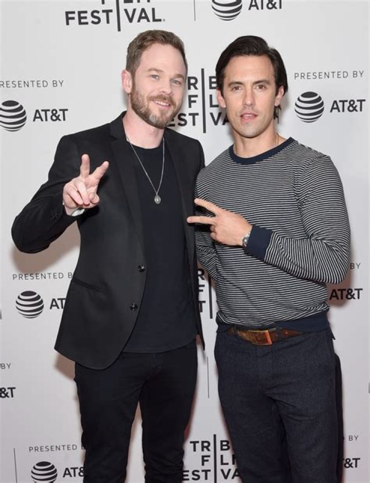 Unveiling Aaron Ashmore's Net Worth: Secrets And Surprises Revealed