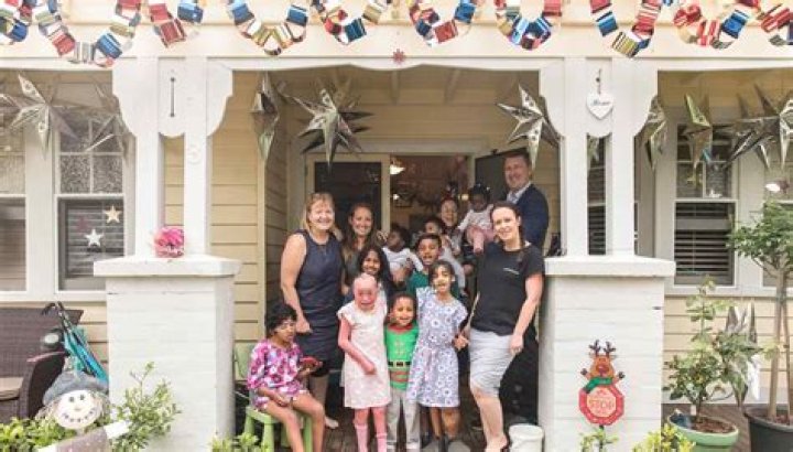Unveiling The Secrets Of Moira Kelly's Family Life