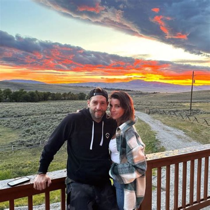 Who Is Brooke Passey? Lindsey Stirling Sister And Parents ·